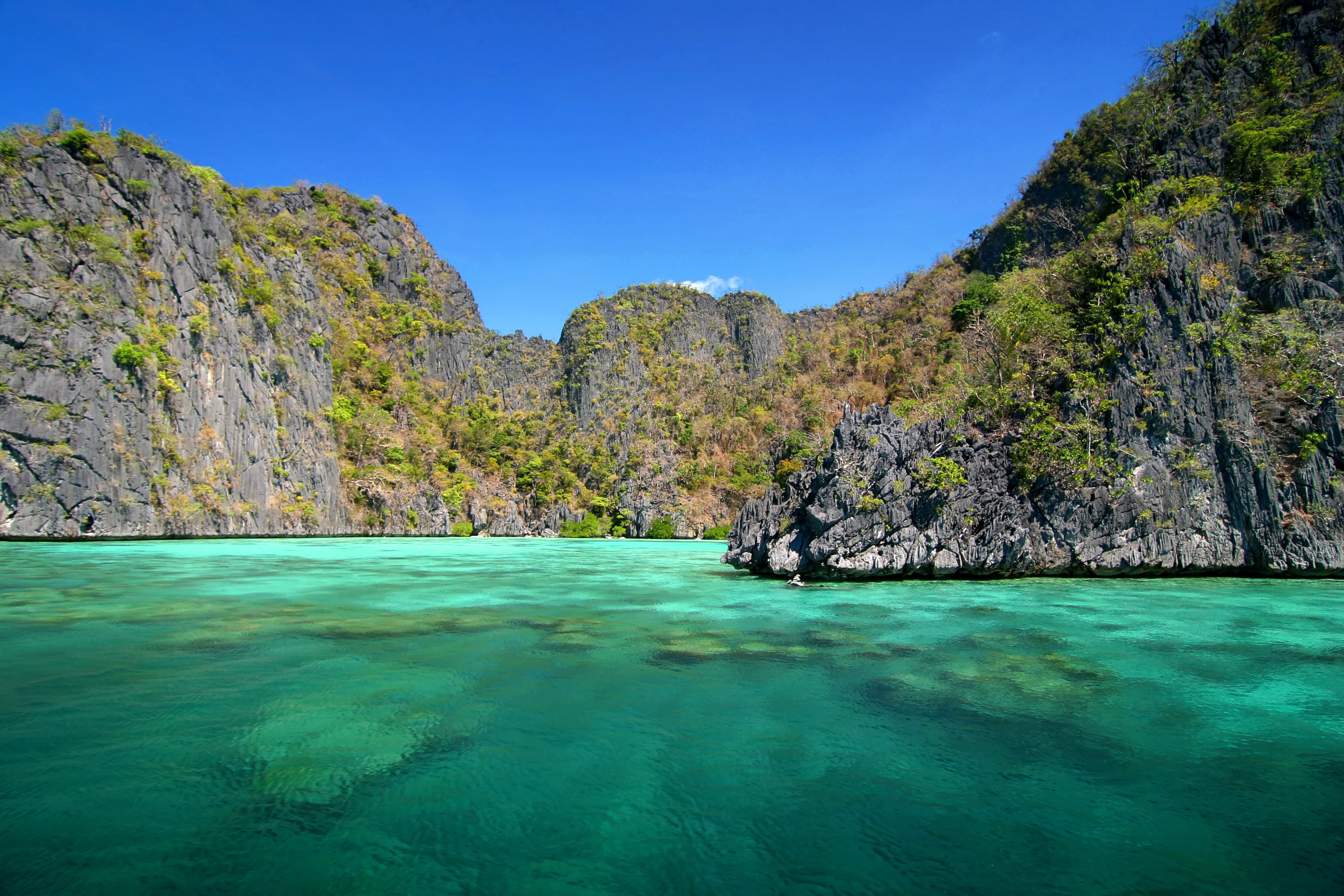 Ile de coron vue depuis la mer