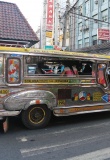 Jeepney colorée de Manille
